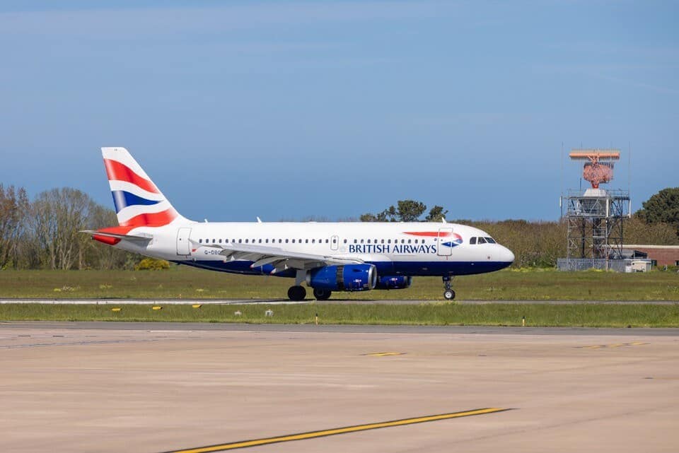 British Airways Flight BA271 London Heathrow to Las Vegas Emergency Alert Mid-Descent as Burning Mobile Phone Triggers Cabin Fire Incident on Final Approach to Harry Reid International Airport
