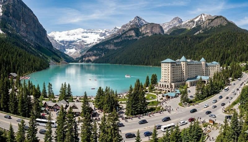 Discover the Tourism Boom in Canada: Lake Louise and the Canadian Rockies