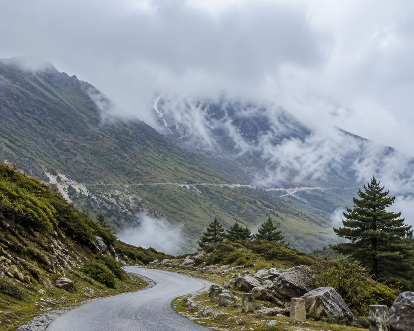 Tawang, Yercaud, Gokarna, Amarkantak, Dandeli, Mandu and Shoja, Beautiful Pre-Monsoon Travel Destinations in India Away from the Usual Tourist Rush