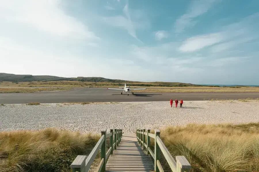 Scotland’s Travel Spotlight Reveals Barra as a Powerful Hidden Island Escape With Dramatic Outer Hebrides Coastlines, Rare Tidal Beach Airport, and Untouched Wilderness Drawing Global Attention