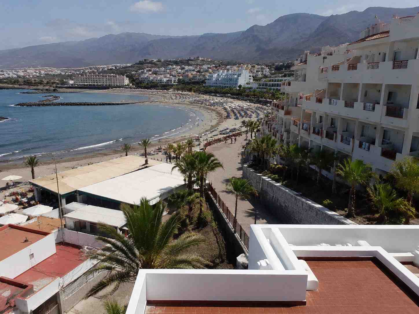 Canary Islands Tourism Shift: Mid-Range Hotels in Southern Gran Canaria Adapt to Changing Traveler Preferences