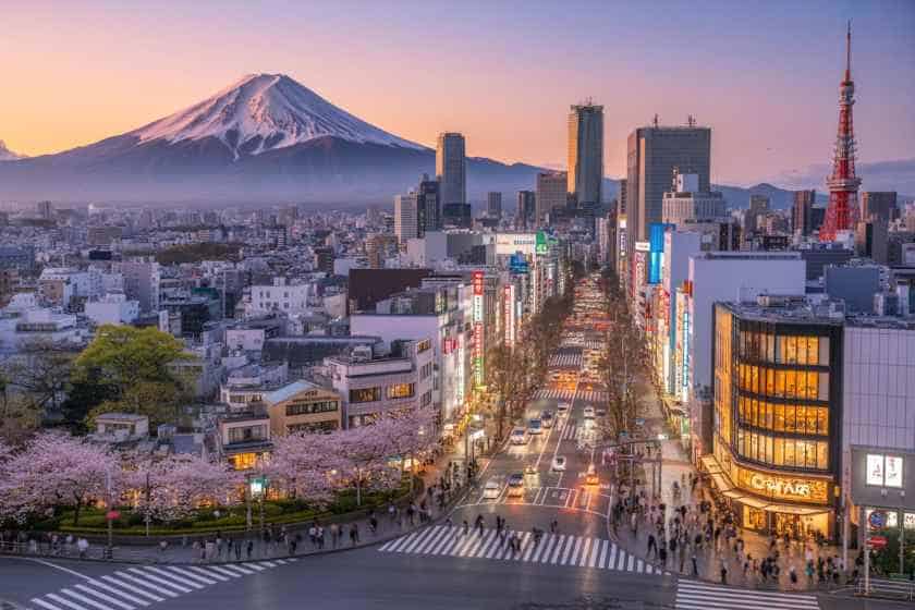 Japan, Tokyo, Osaka and Kyoto: See Online Travel Spending Jumps Big for the First Time Since 2024, But Why Are Households Splurging More on Trips, and Could Surging Digital Bookings Signal a New Tourism Boom Across Asia in 2026?