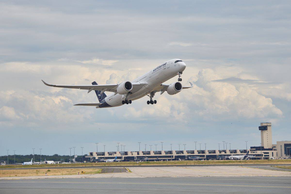 Regional Airspace Restrictions Force Major Airlines to Cut Schedules and Routes