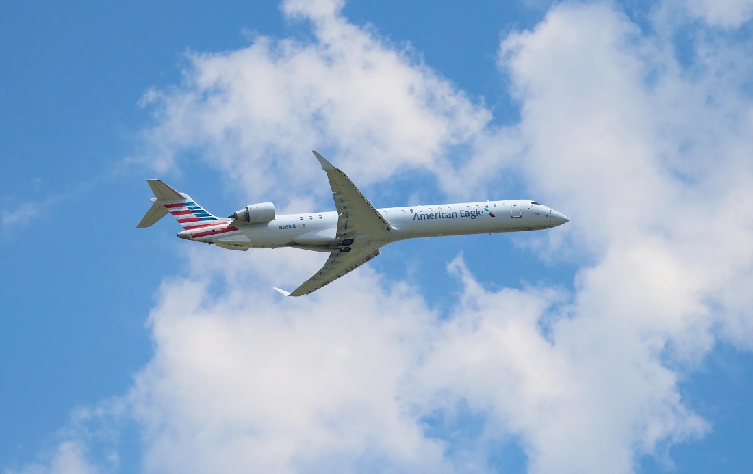 PSA Operated American Airlines Flight JIA5639, Executed by a Mitsubishi CRJ-900LR from Washington to Houston and Makes Flight Diversion at Dallas Fort Worth International Airport: What to Know About the Sudden Change in Route