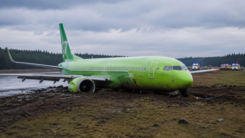 S7 Airlines Flight Experiences Runway Excursion at Mirny Airport: A Safety Overview