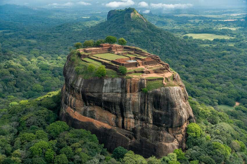 Global Tourism Slowdown: Impact on Sri Lanka’s Travel Industry