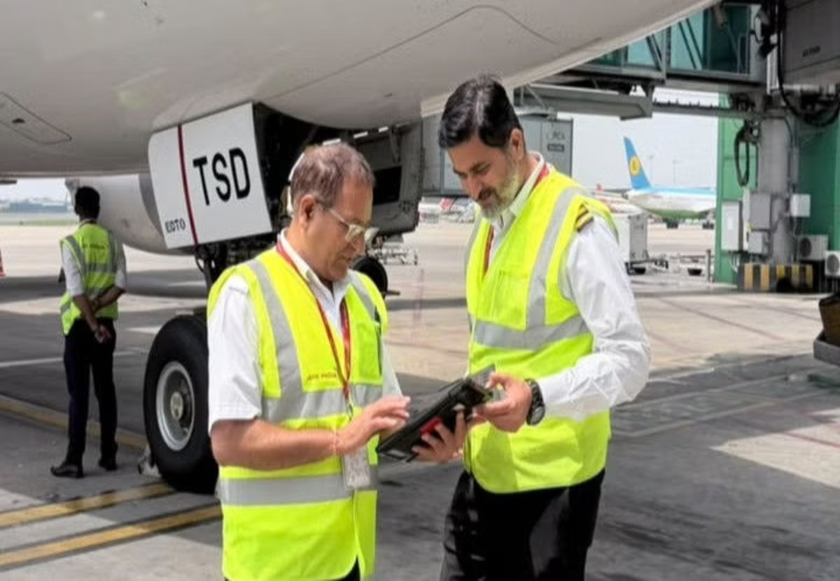 Air India Innovates Travel Safety with Digital Logbooks for Boeing Flights