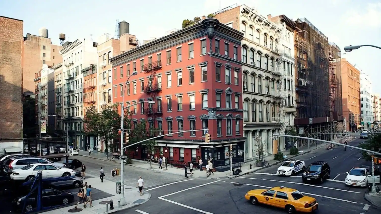 Broome Hotel in Manhattan’s SoHo: A Boutique Revival with Culinary Excellence