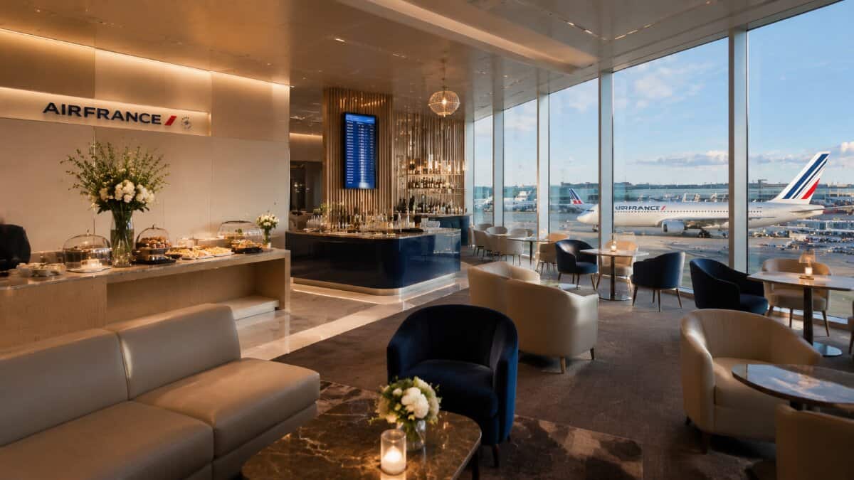 Experience French Elegance: Air France Opens New Lounge at Heathrow