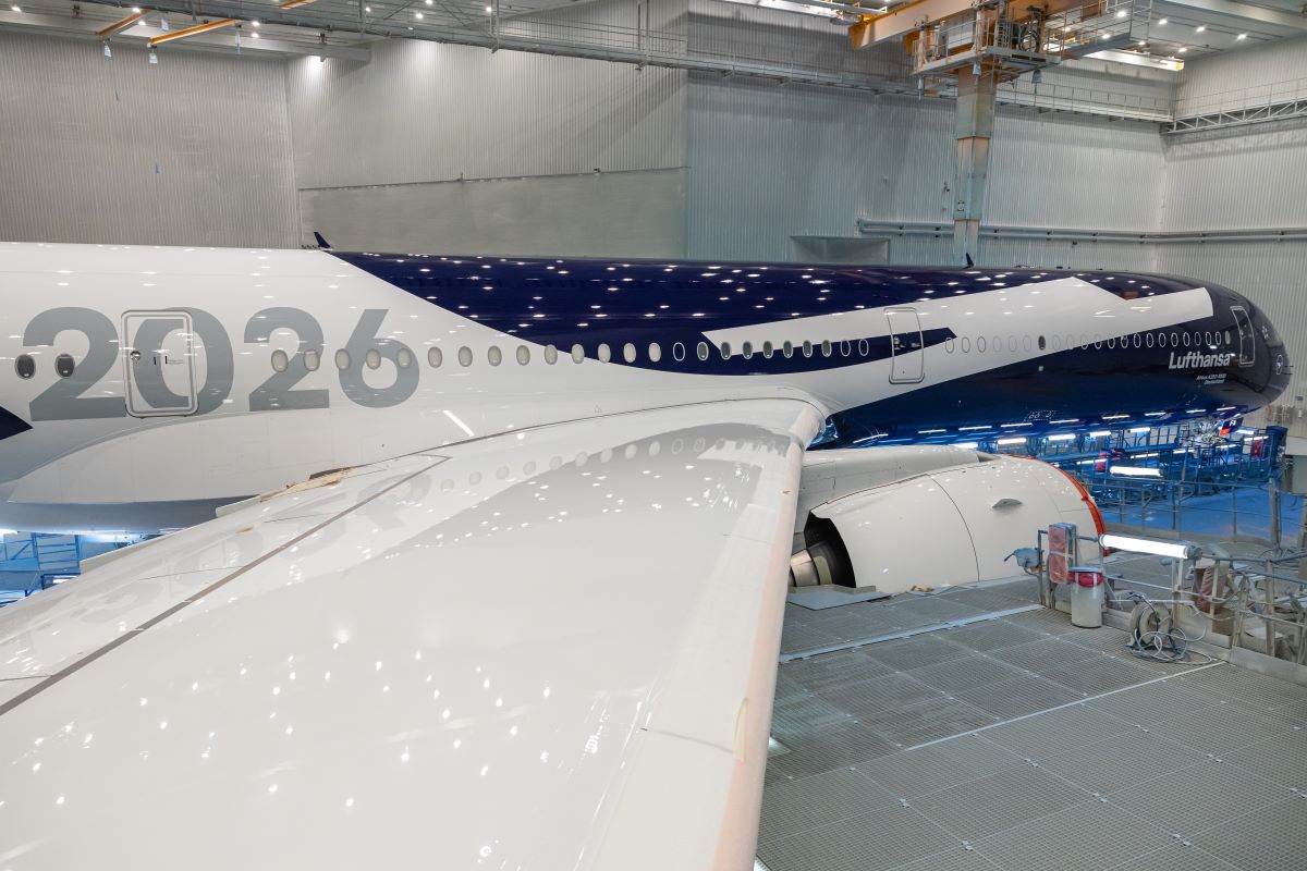 Lufthansa Launches First Airbus A350-1000 Deutschland in Striking Centenary Livery to Elevate Munich Travel Experience