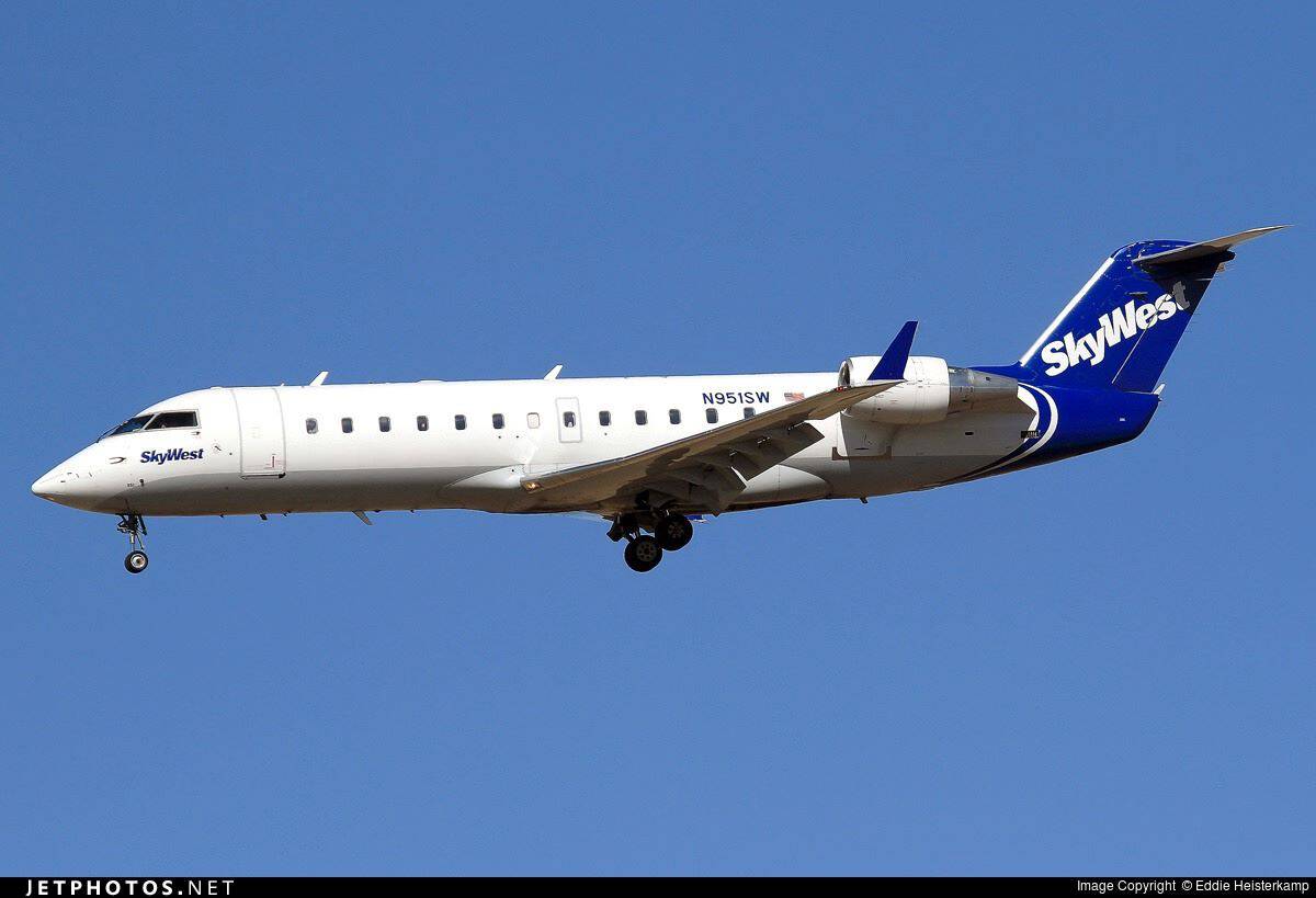 SkyWest Operated United Airlines SKW5711 Diverts to Denver: Insights into the Flight