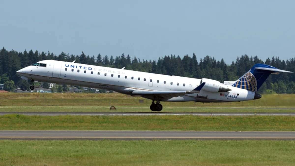 SkyWest’s United Airlines Flight SKW5268 Diverts to Cheyenne: What Travelers Need to Know