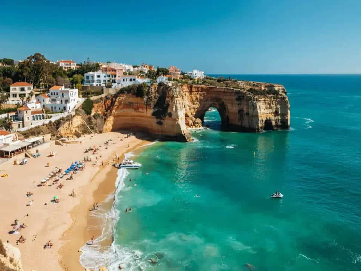 Why the Algarve is the Top Travel Choice for British Families Looking for Sunshine