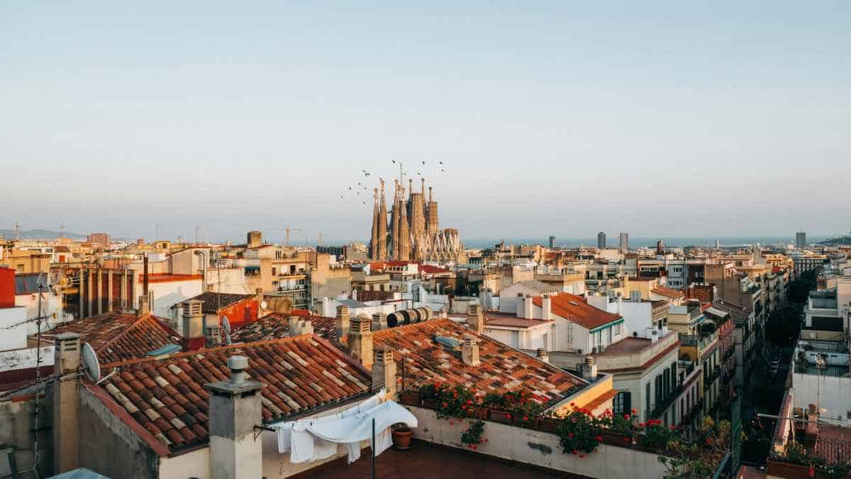 Spain Poised for a Historic Tourism Summer with 43 Million Visitors: Barcelona, Madrid, and Beyond