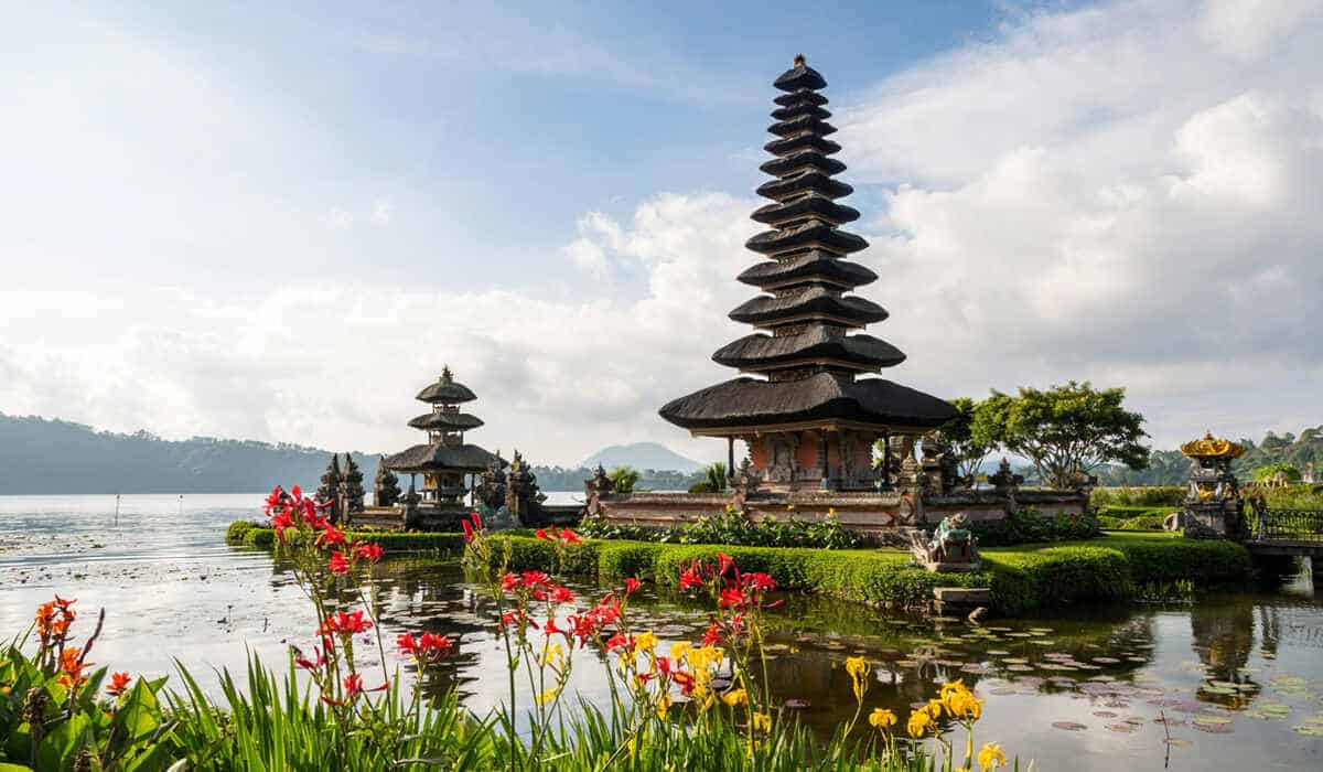 Indonesia Welcomes Belarusian Tourists with New Visa-Free Access: A Boost for Travel and Tourism