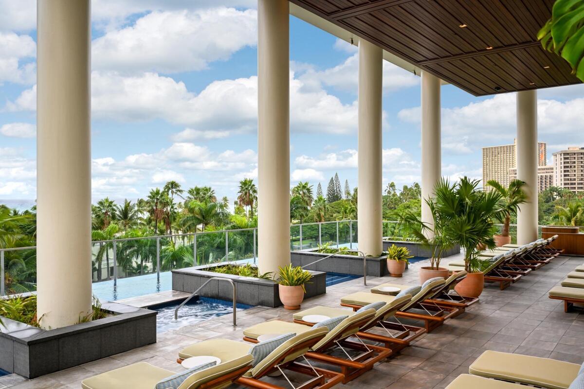 Experience the Pinnacle of Hawaiian Luxury at Ka Laʻi Waikīkī Beach