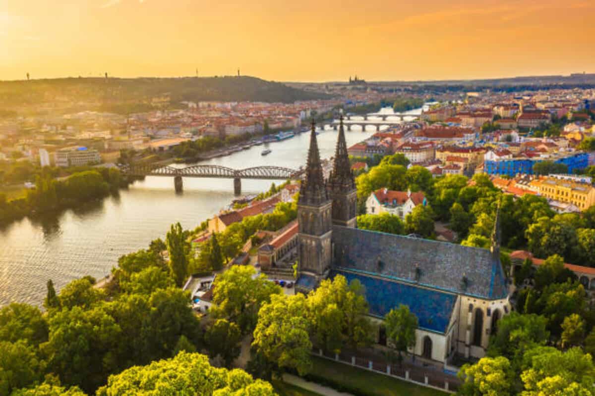 Italy and European Destinations Ignite a Global Travel Boom