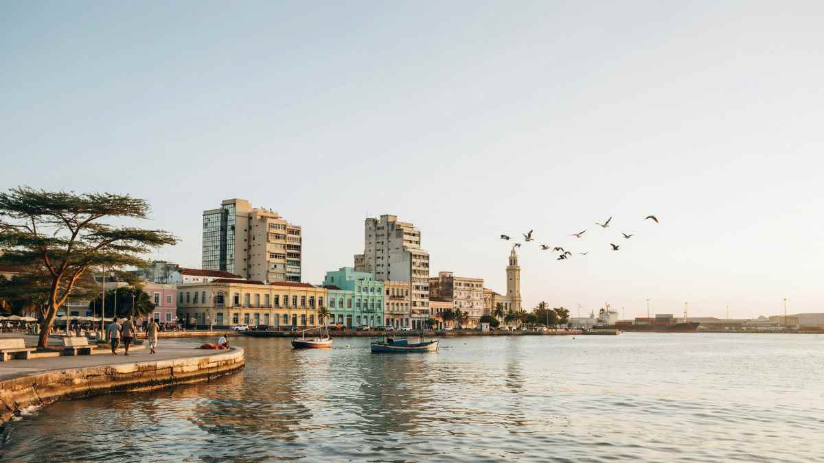 Exploring Mozambique’s Coastal Revival: Maputo, Tofo, Vilanculos, Ponta do Ouro, and Xai-Xai