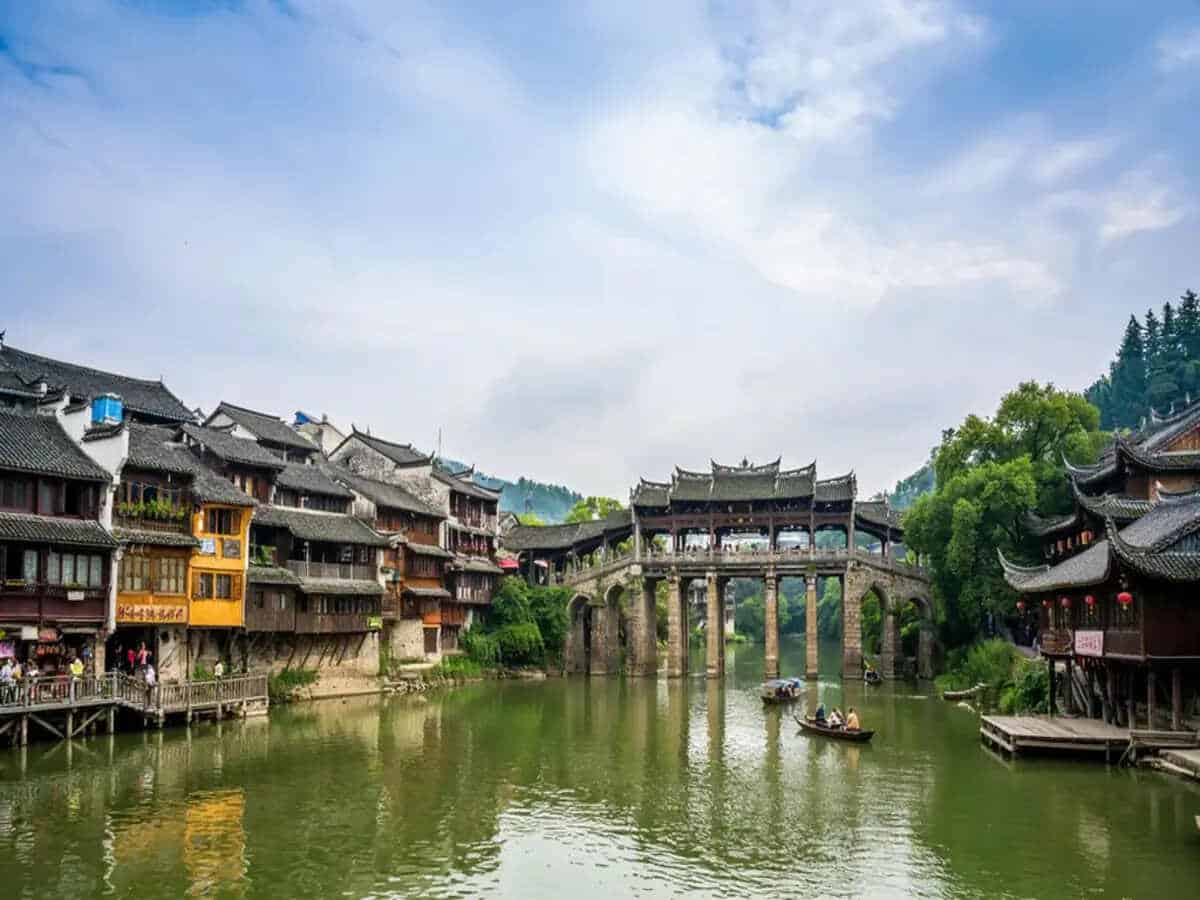 China Sparks Global Travel Renaissance with Record Cross-Border Movements