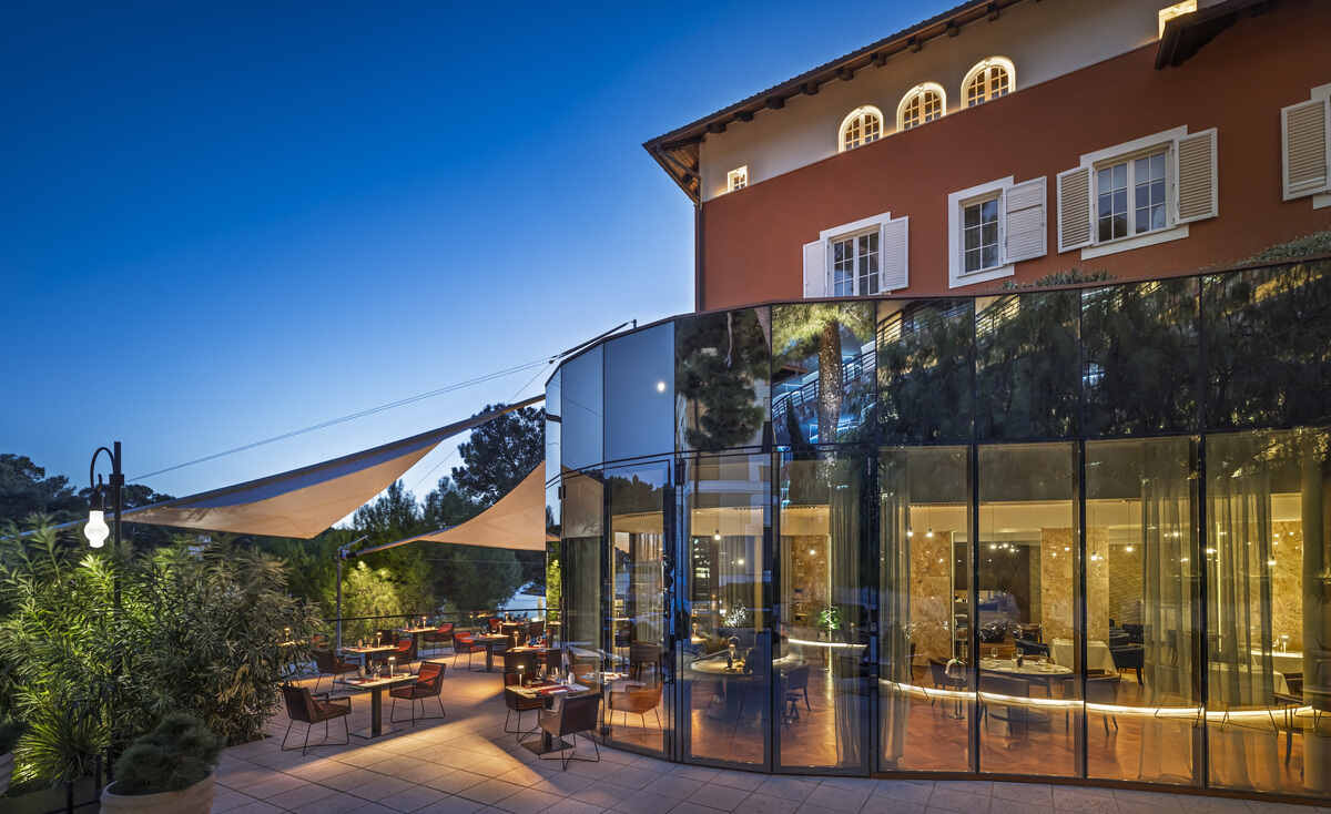 Experience Mediterranean Luxury in Croatia’s Lošinj: Award-Winning Dining and Wine