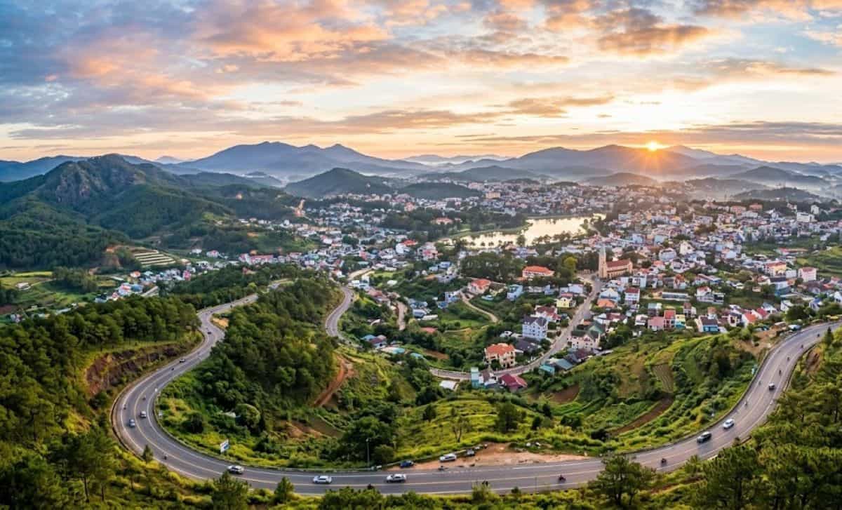 Discover Vietnam: A Transformative Journey from Hanoi to Hoi An