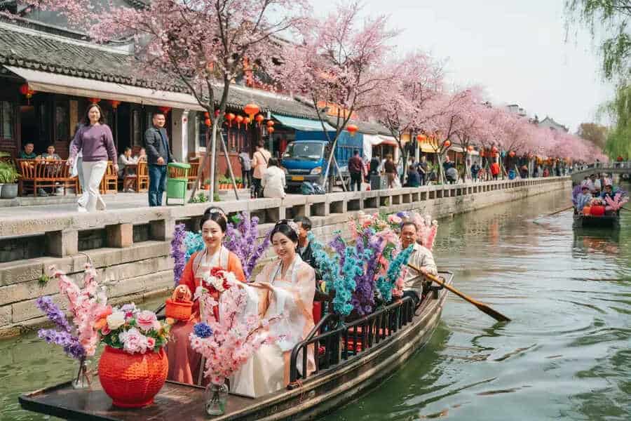 Shisidu Village’s Lotus Festival: A Cultural and Natural Showcase in Zhejiang